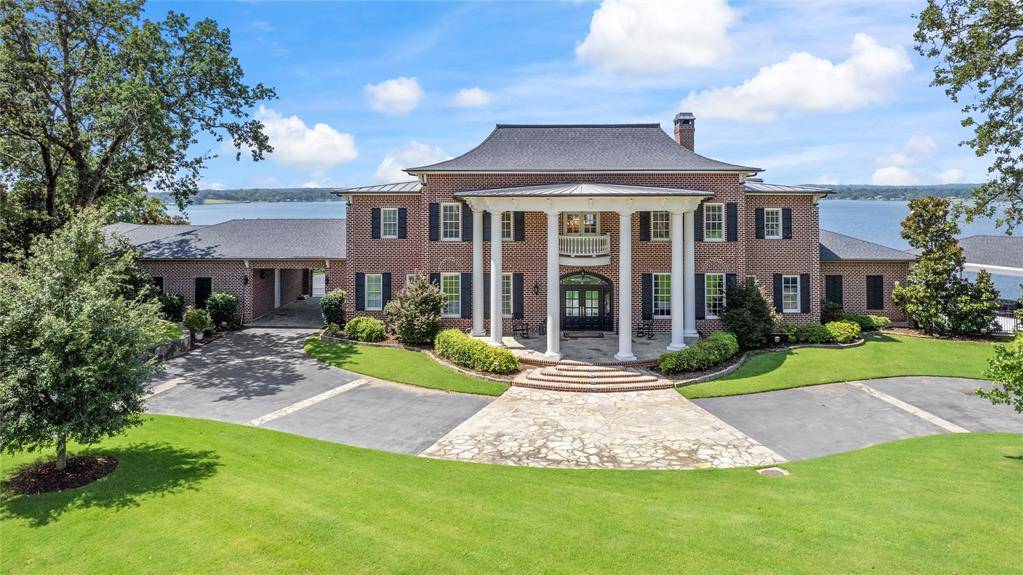 222 Eagles Bluff Boulevard, Bullard, TX 75757