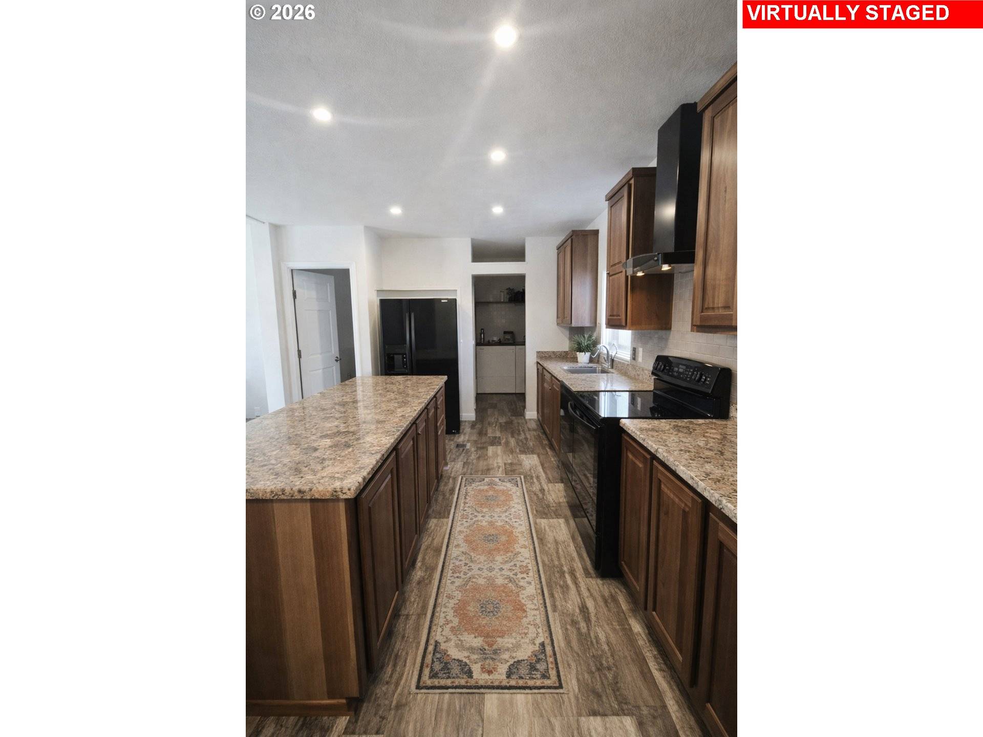 900 N 15TH AVE, Elgin, OR 97827