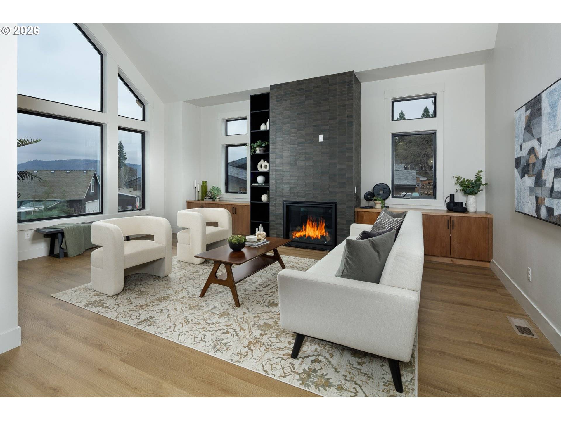 1116 Rock Creek RD, Hood River, OR 97031