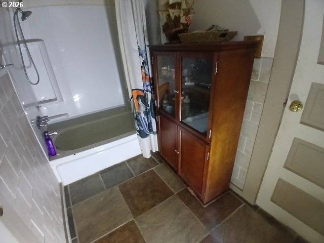 432 NW 10TH ST, Redmond, OR 97756