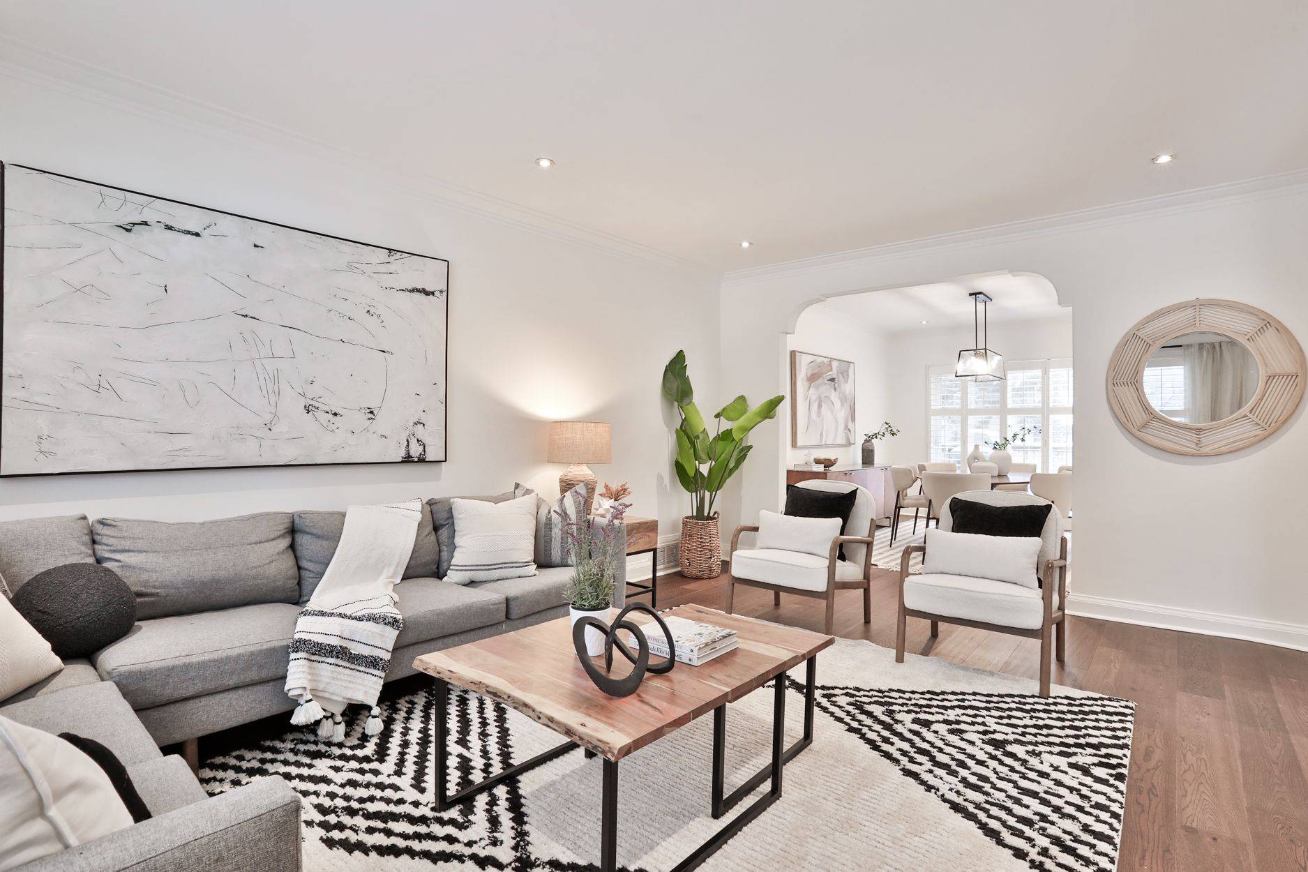 299 Ridley BLVD, Toronto C07, ON M3H 1K8