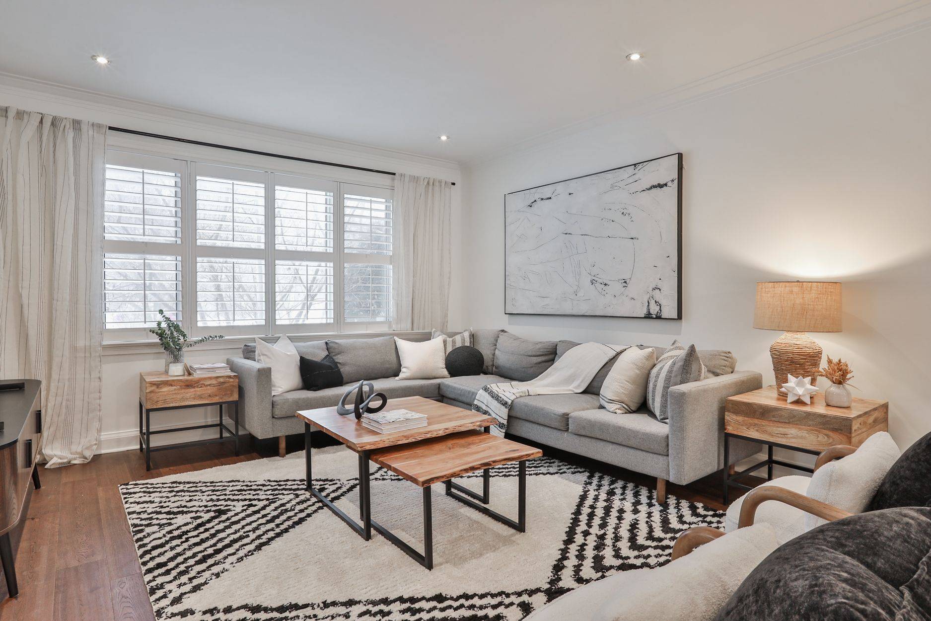 299 Ridley BLVD, Toronto C07, ON M3H 1K8