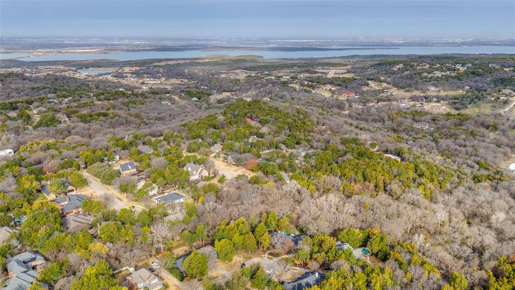 807 Laurel Hills Court, Cedar Hill, TX 75104