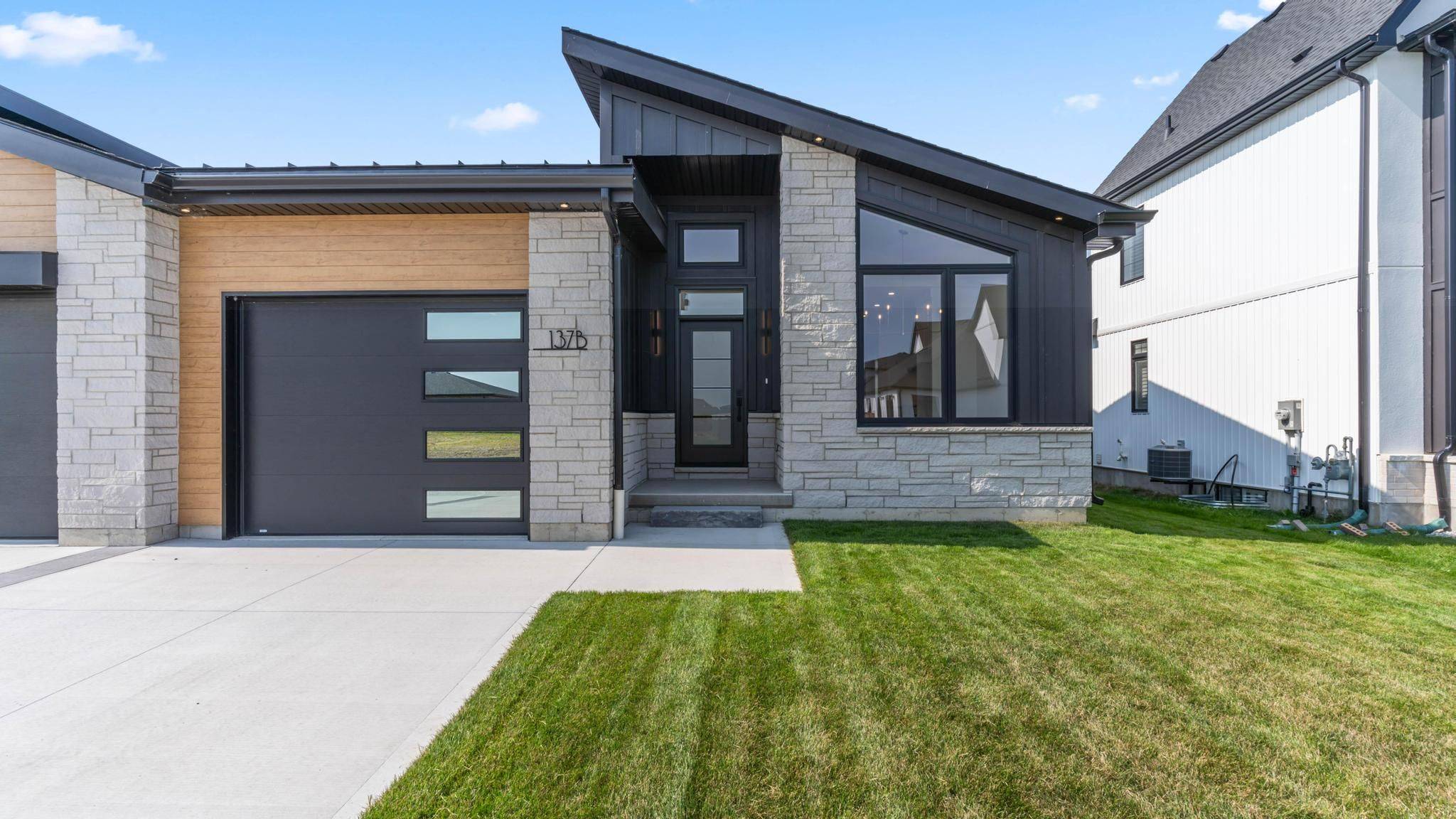 137 Harvest LN #B, Dutton/dunwich, ON N0L 1J0