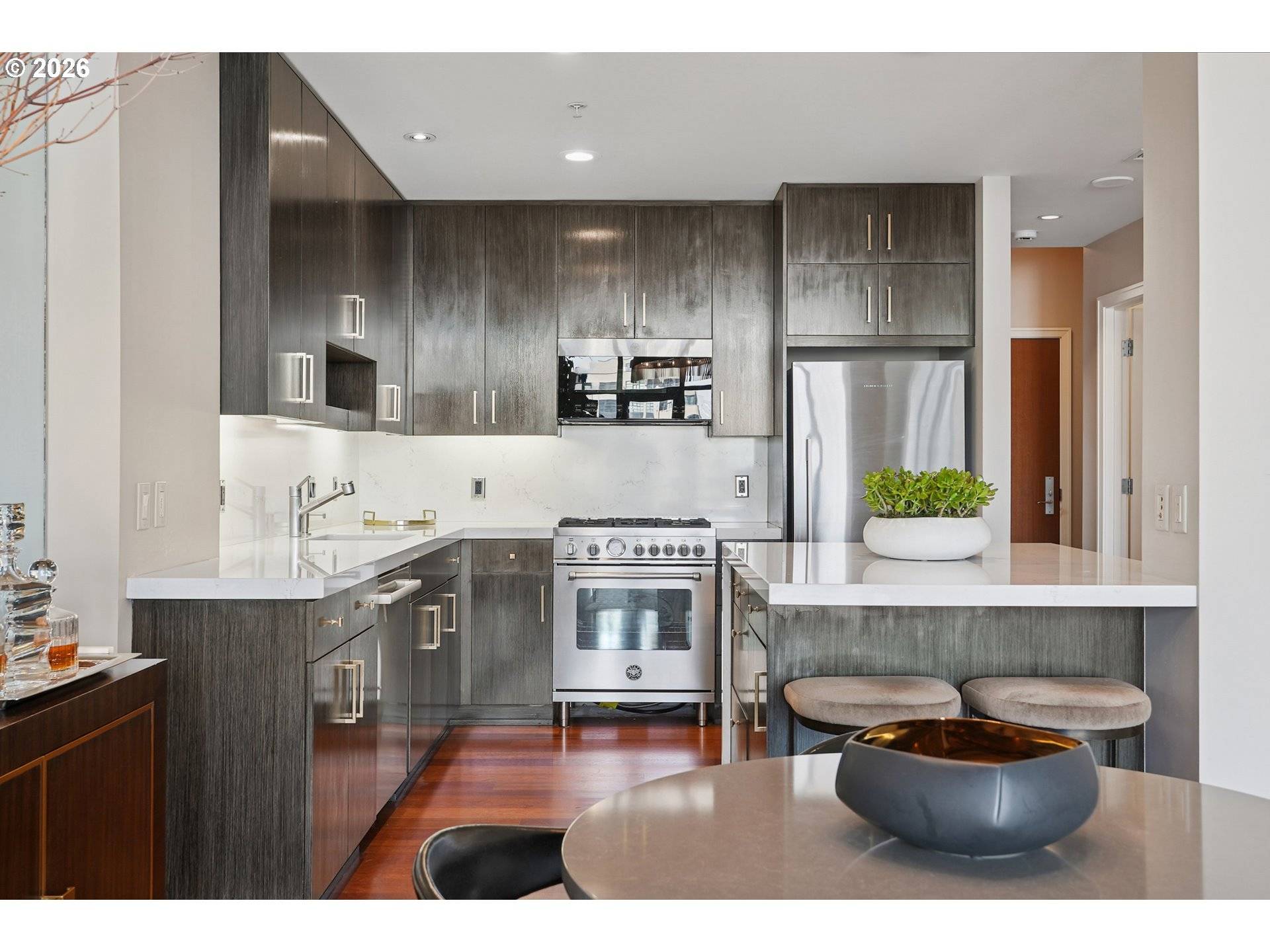 1025 NW COUCH ST #717, Portland, OR 97209