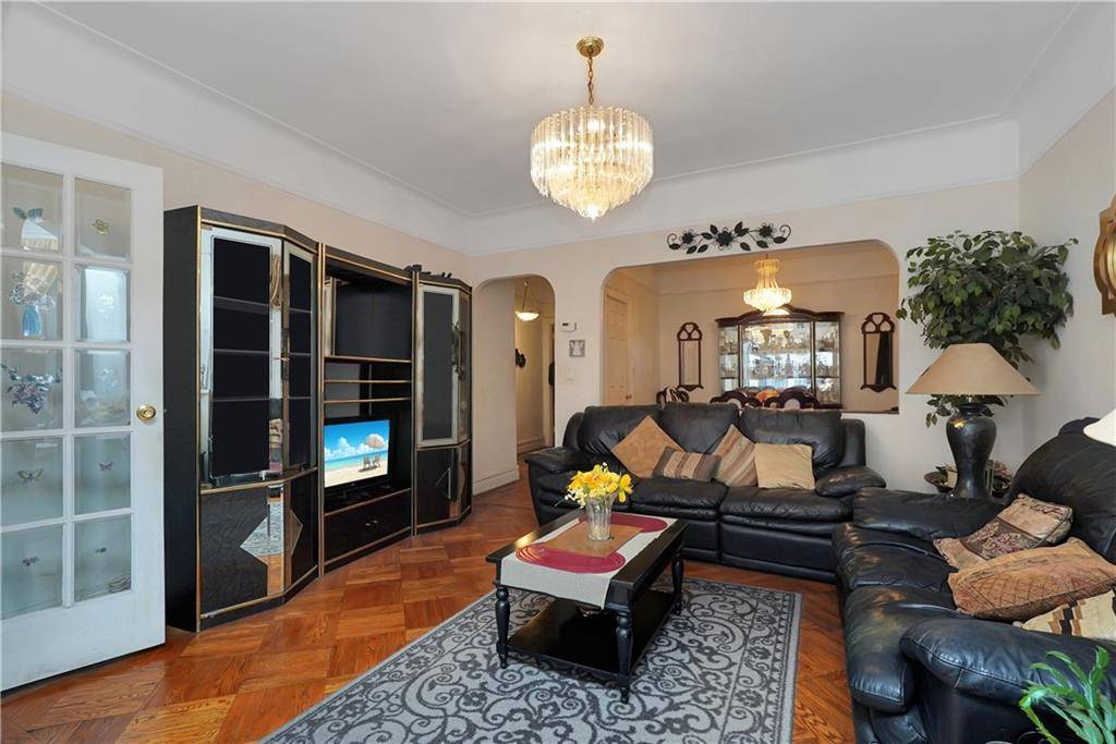 247 72nd ST, Brooklyn, NY 11209