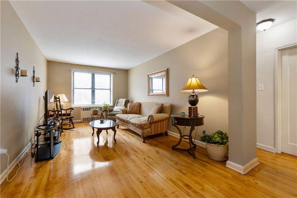 34-40 78th ST #4C, Jackson Heights, NY 11372