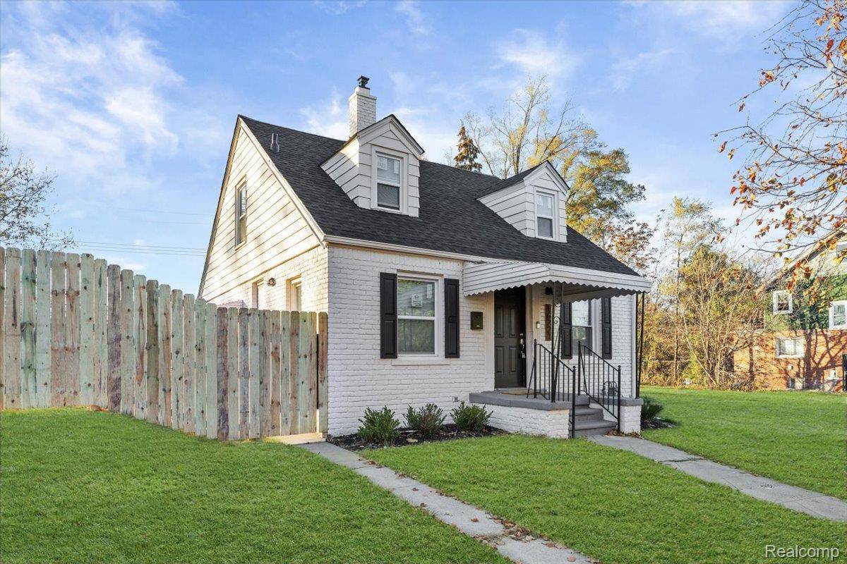 16221 SANTA ROSA DR, Detroit, MI 48221