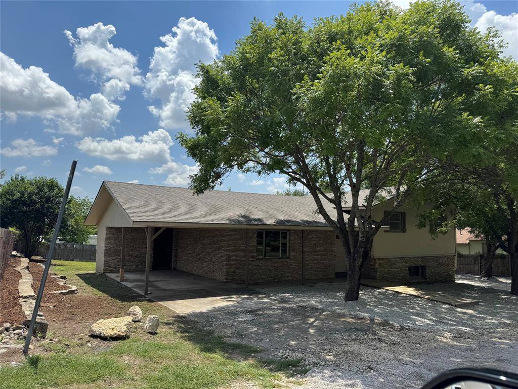 111 Lamar, Hico, TX 76457