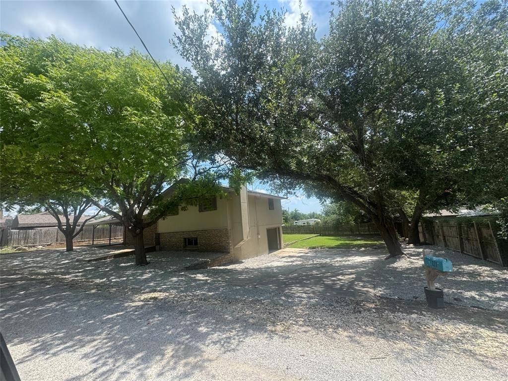 111 Lamar, Hico, TX 76457