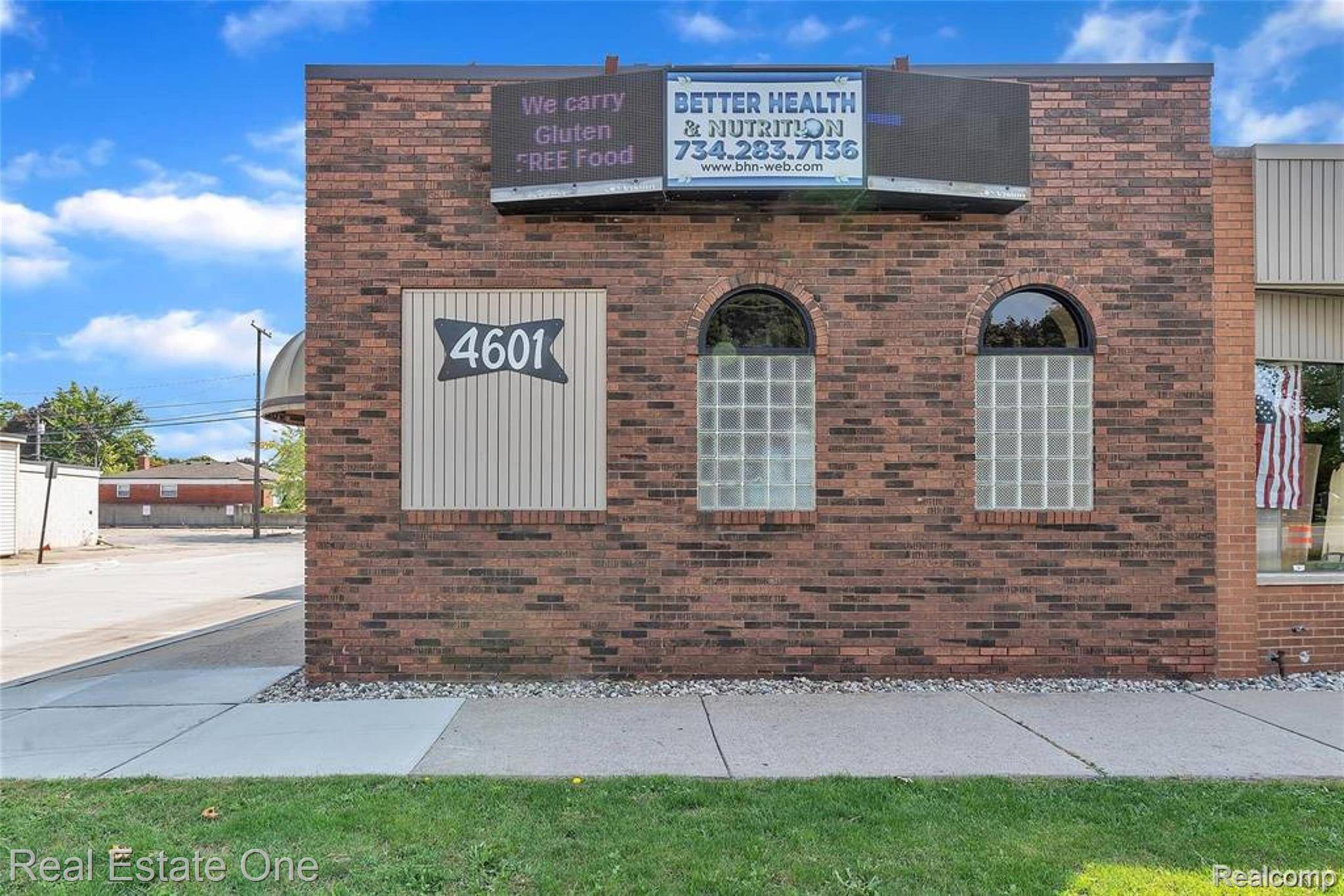 4601 Allen RD, Allen Park, MI 48101