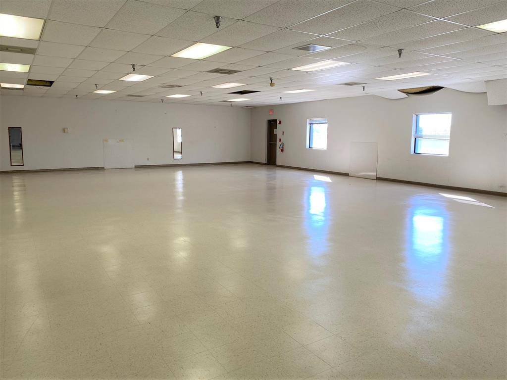 1411 Flat Creek Road, Athens, TX 75751