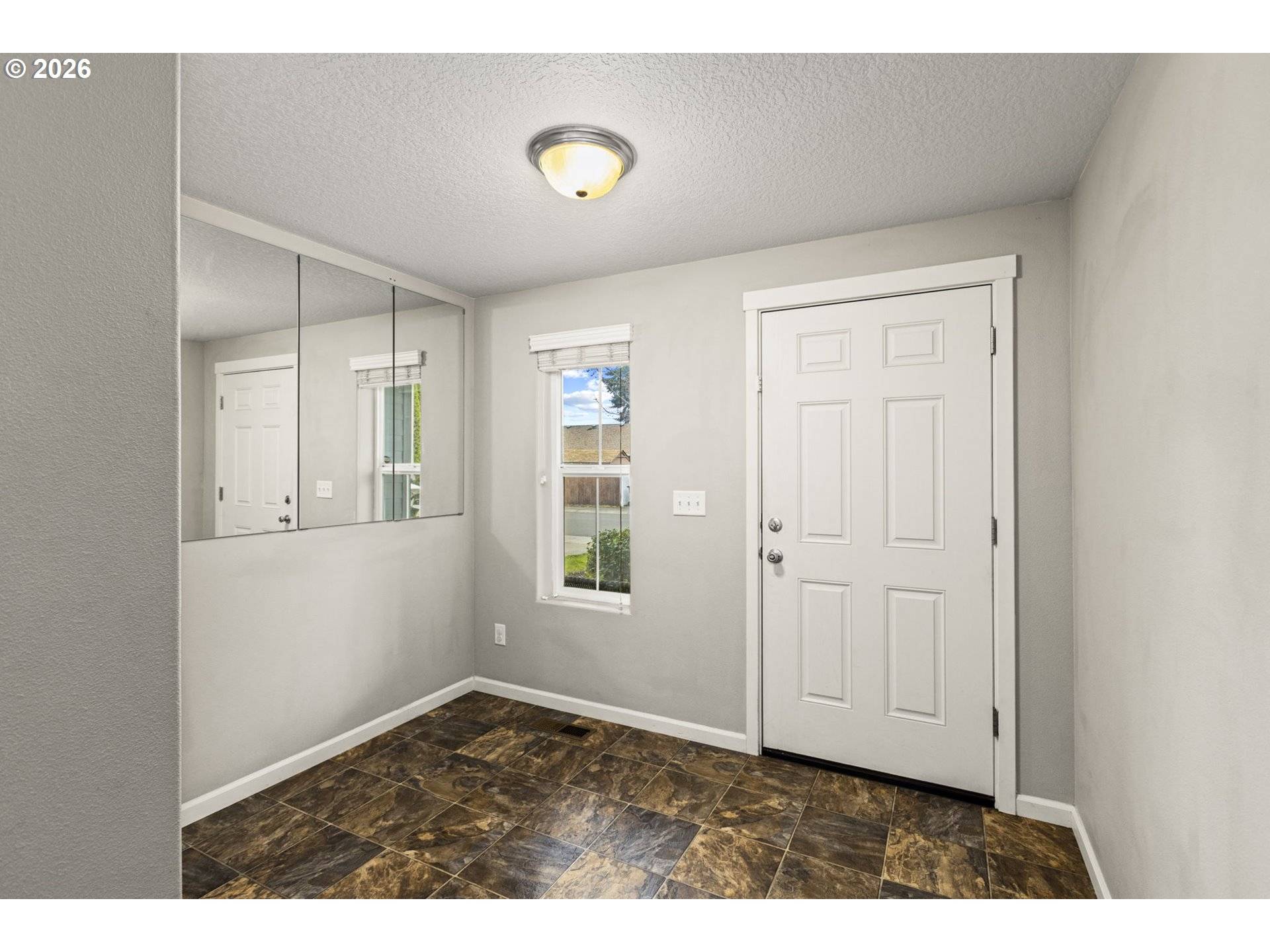 15806 NE 79TH ST, Vancouver, WA 98682