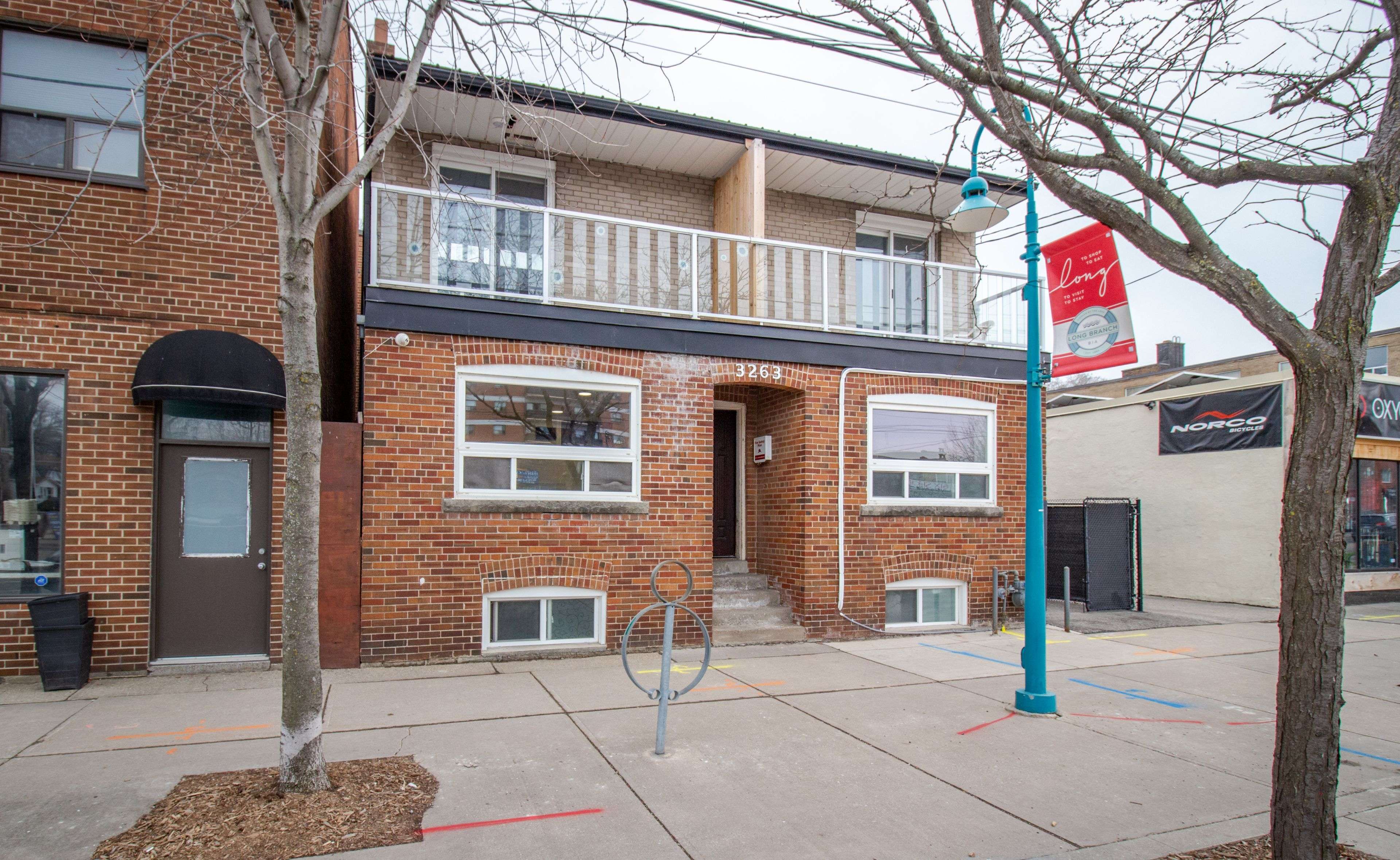 3263 Lake Shore BLVD W, Toronto W06, ON M8V 1M2