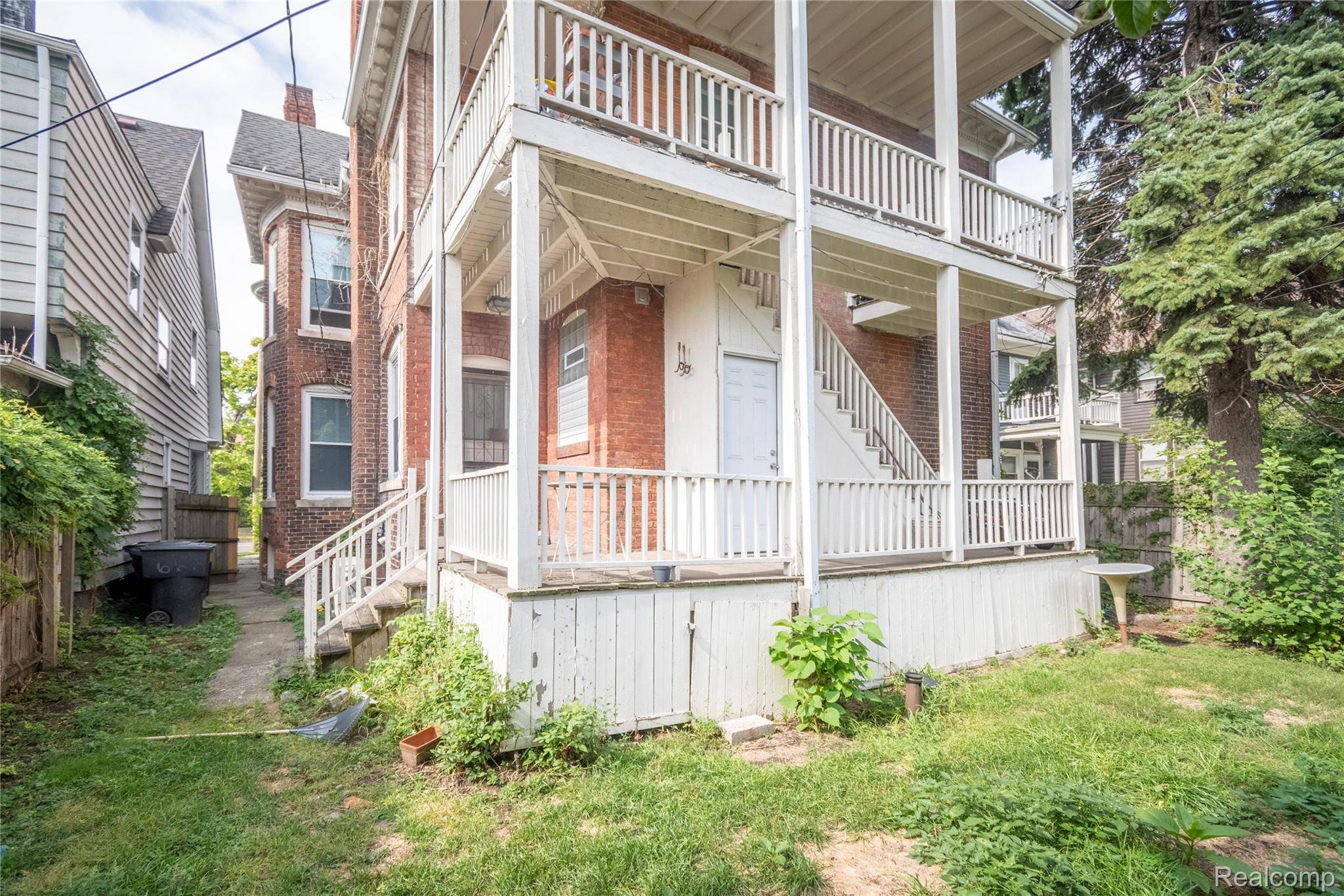 662 Van Dyke ST, Detroit, MI 48214