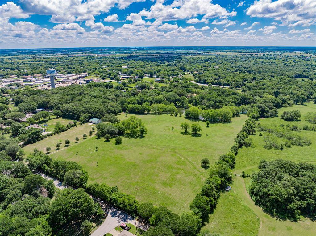 510 W Malloy Bridge Road, Seagoville, TX 75159