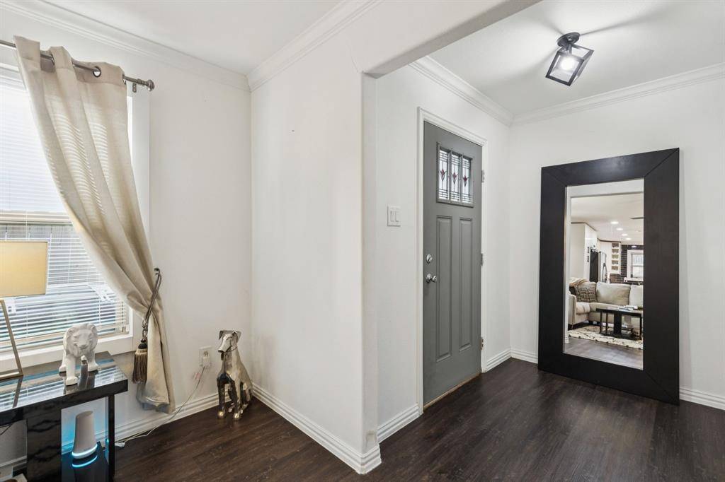 419 Avenue L, Dallas, TX 75203