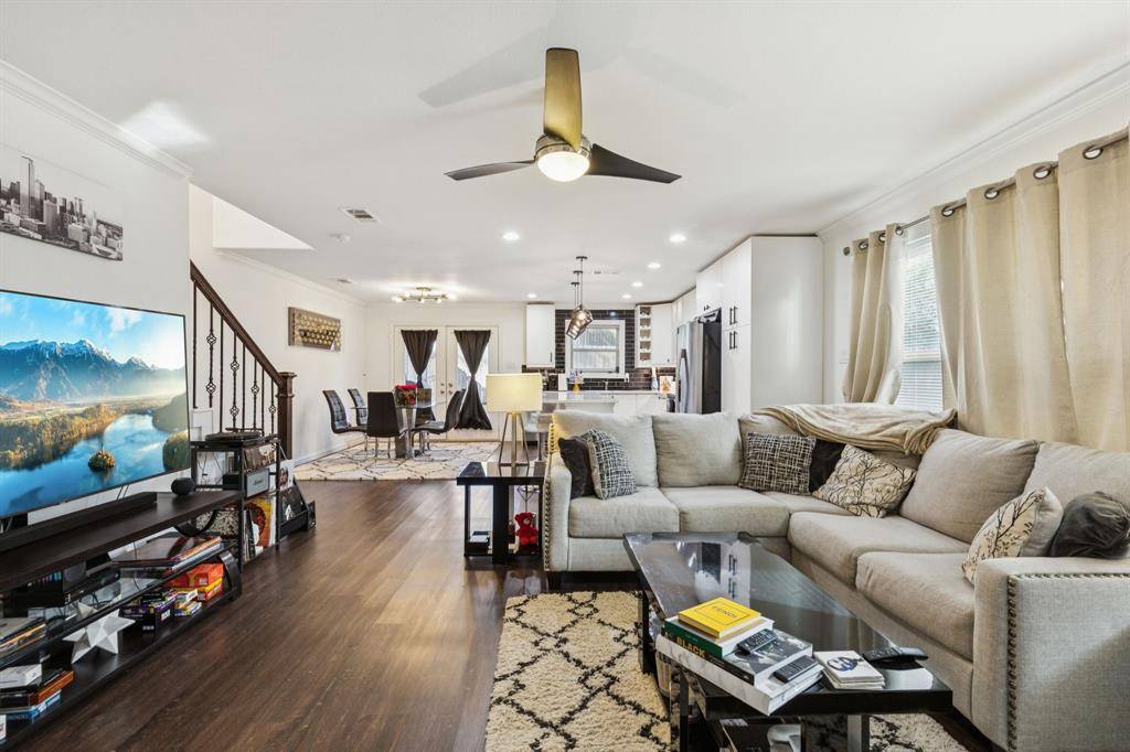 419 Avenue L, Dallas, TX 75203