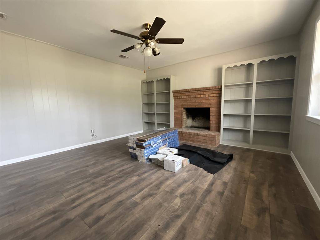 680 Cherry Creek Lane, Canton, TX 75103