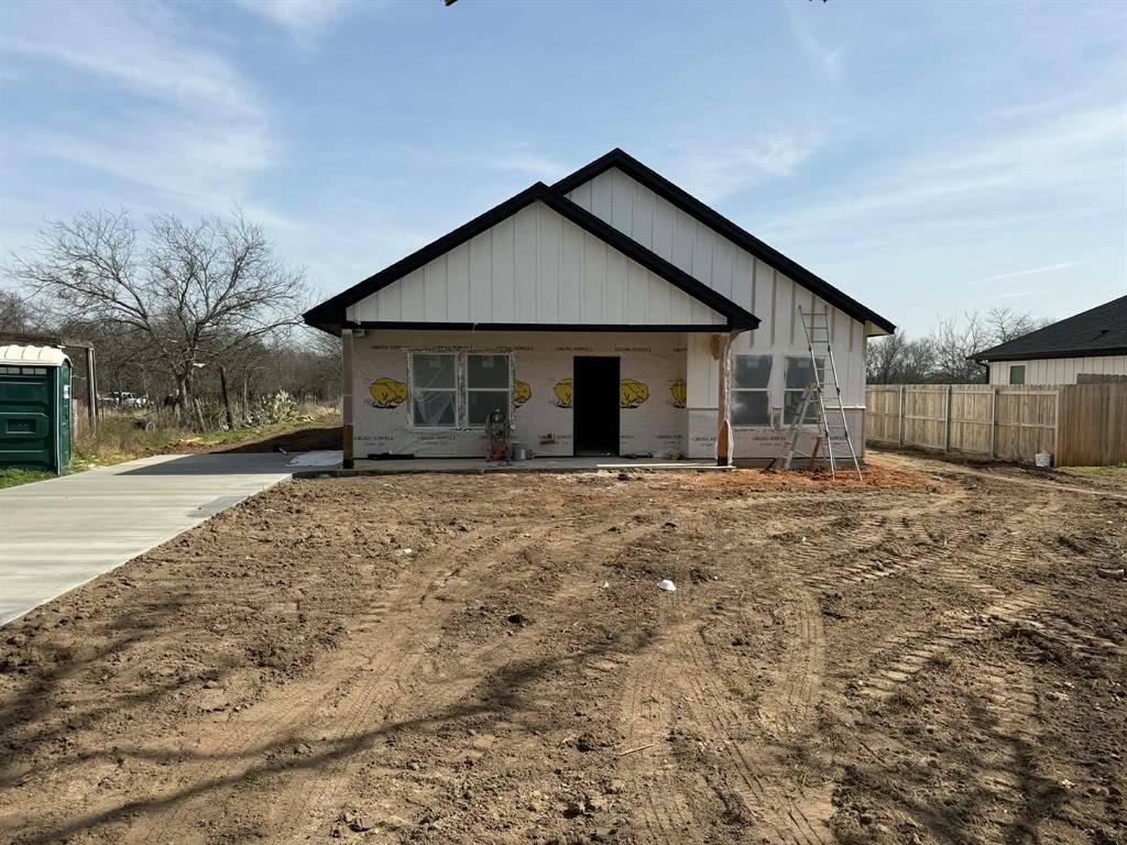 1415 Cloverleaf Road, Bellmead, TX 76705