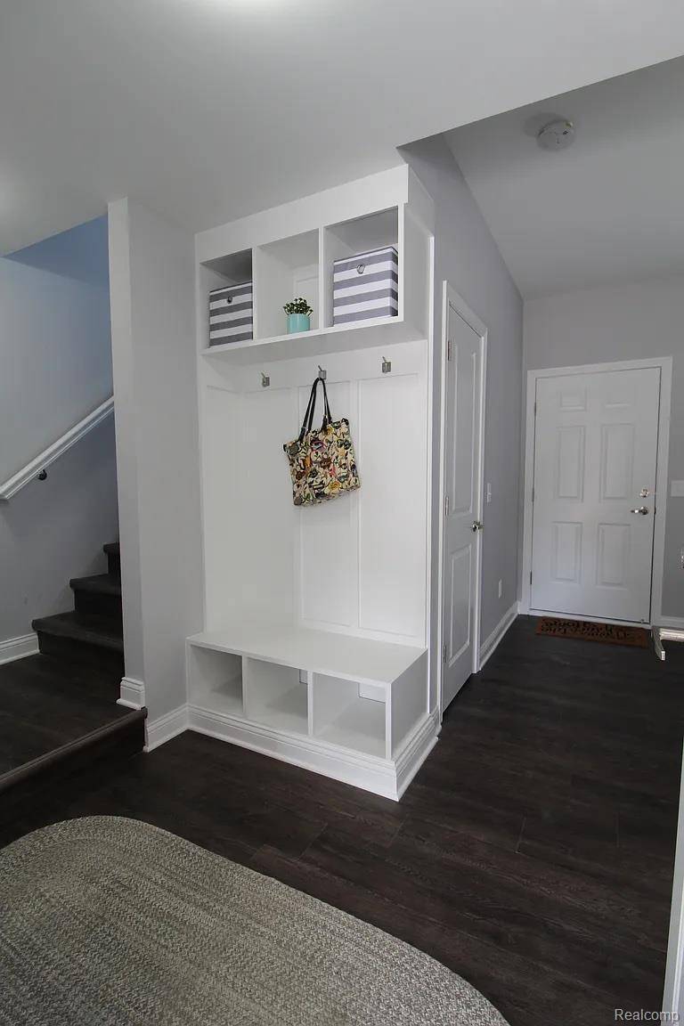 29451-29515 Hoover Rd, Warrencity_macomb, MI 48093