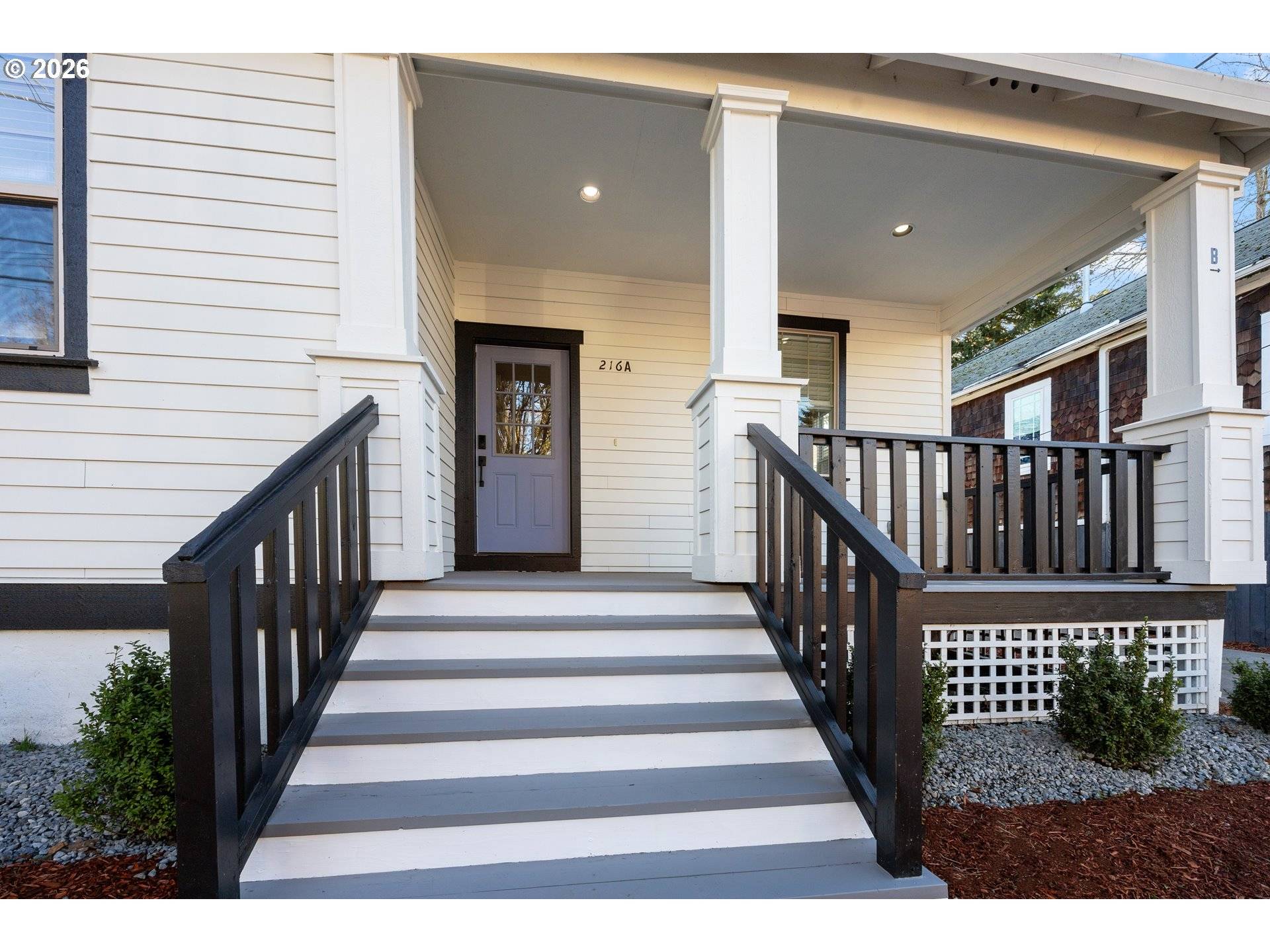 216 NE TILLAMOOK ST #A, Portland, OR 97212