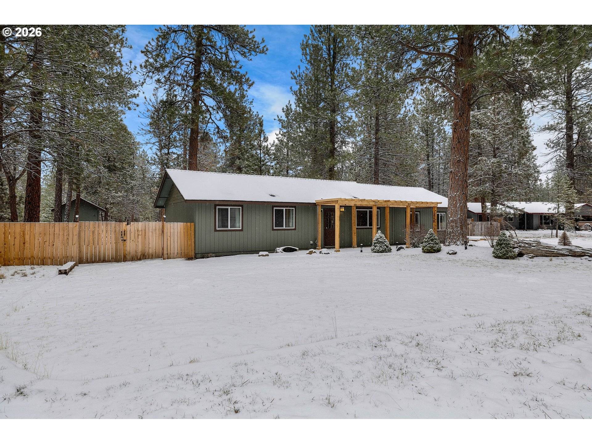 69322 HACKAMORE, Sisters, OR 97759