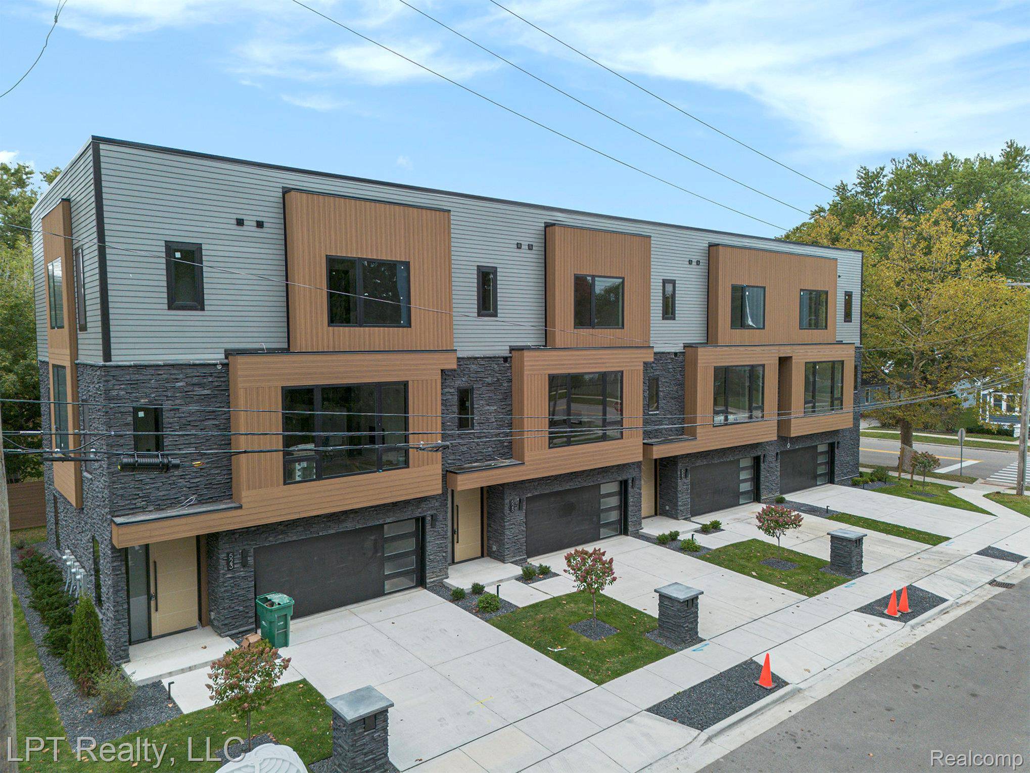 525 Walnut ST, Brighton, MI 48116