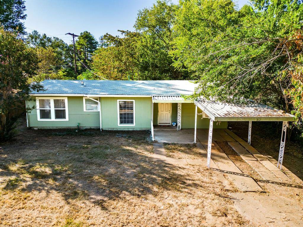 312 Germany Avenue, Lone Star, TX 75668