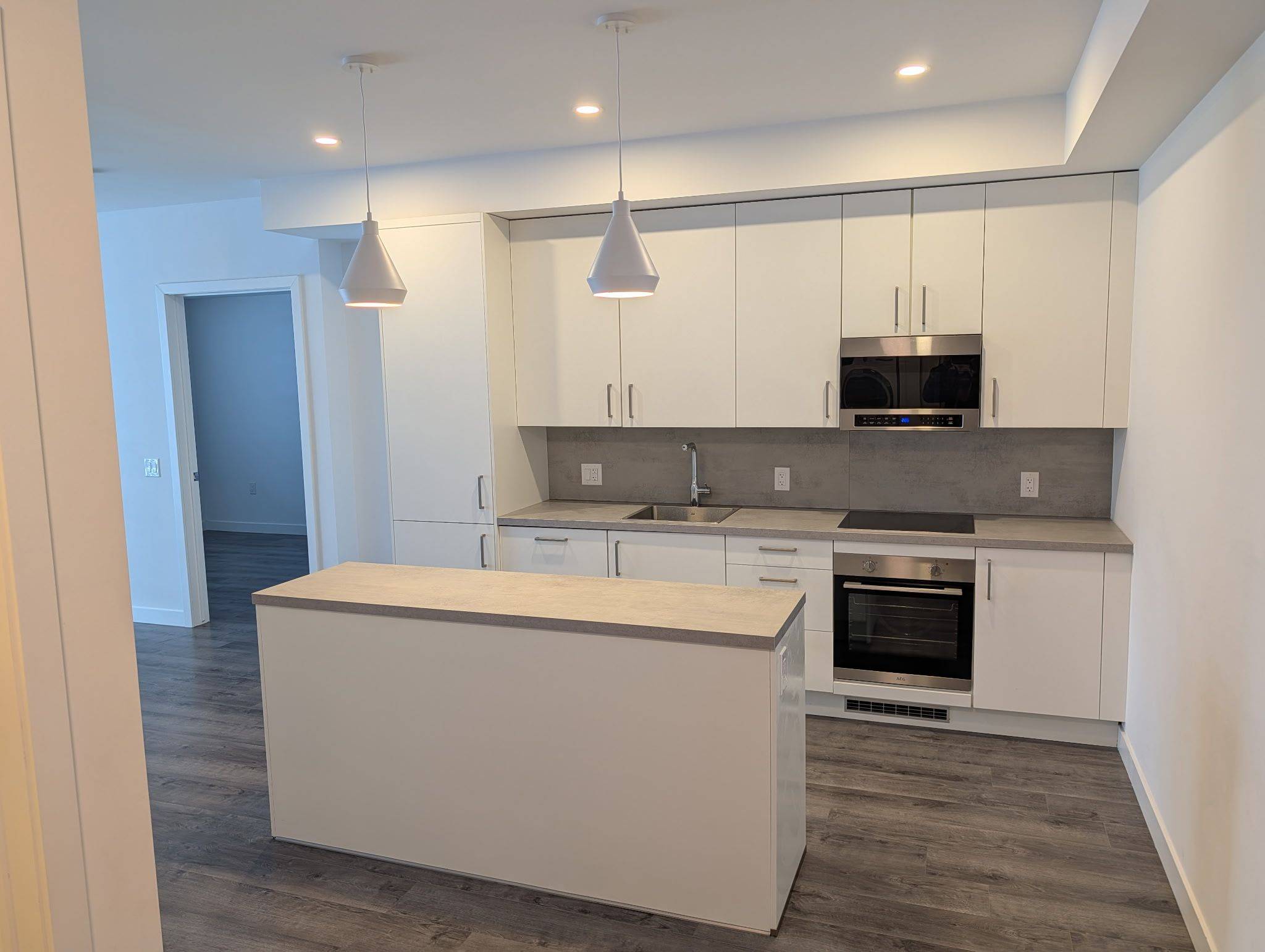 7549 Kaler RD #302, Niagara Falls, ON L2H 2Y6