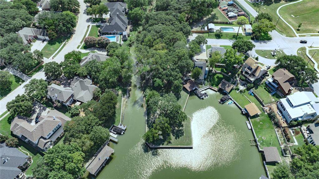 504 Harbor Drive S, Azle, TX 76020