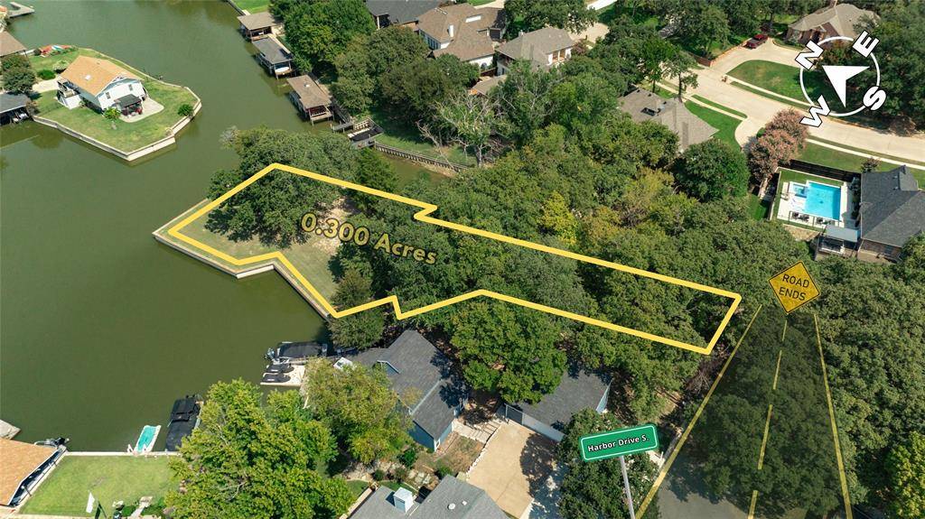 504 Harbor Drive S, Azle, TX 76020