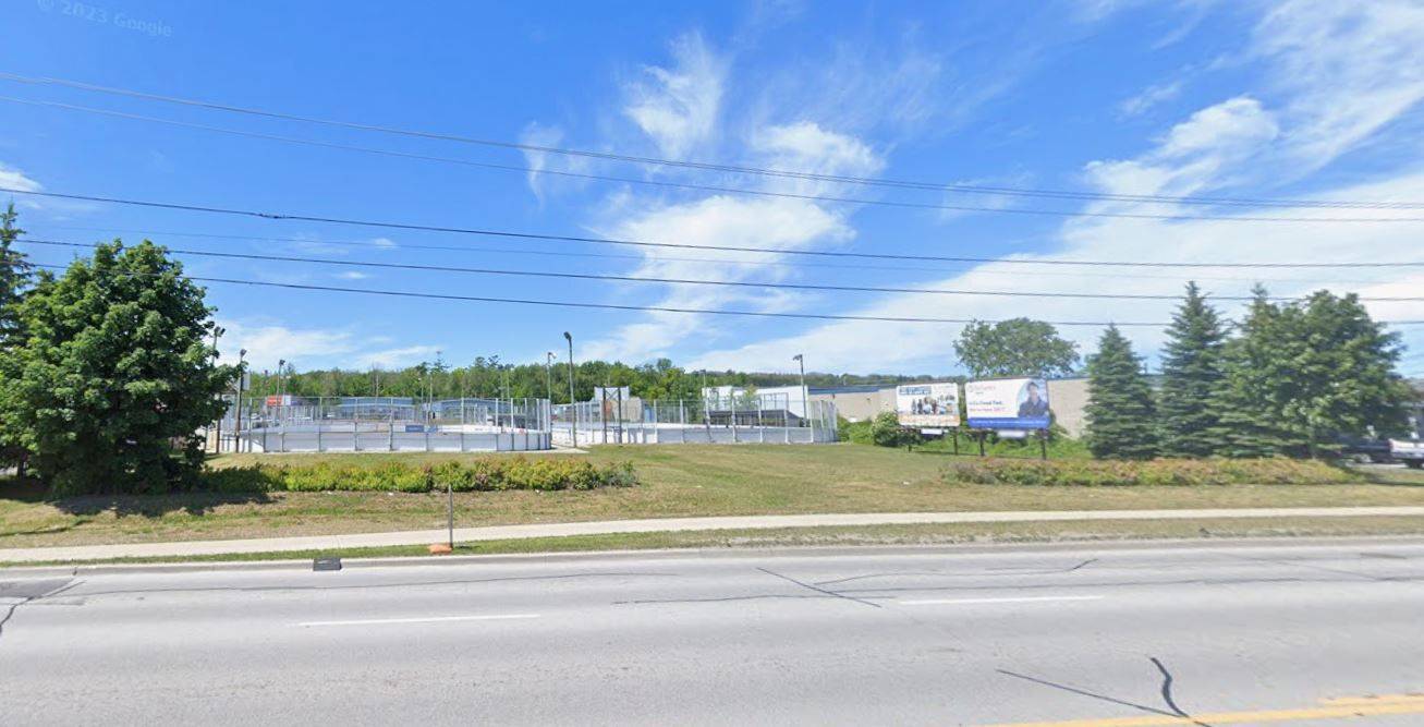 440 Dunlop ST, Barrie, ON L4N 1C2