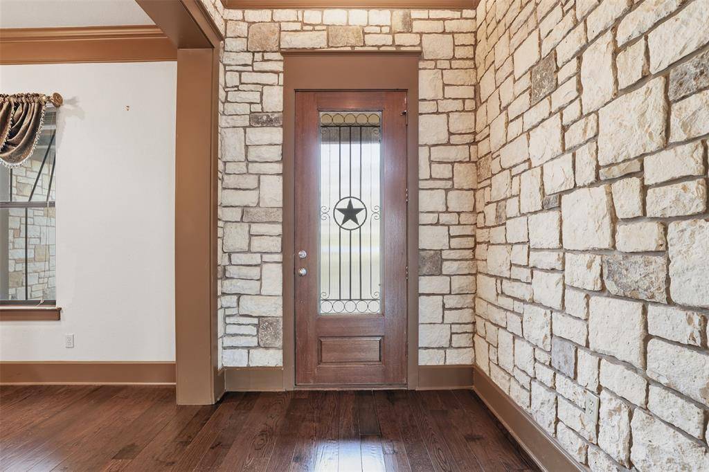 3806 Lakeshore Drive, Weatherford, TX 76087