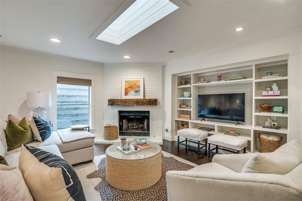 5947 Goodwin Avenue, Dallas, TX 75206