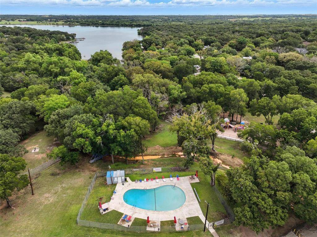 88 Live Oak Street, Alvarado, TX 76009