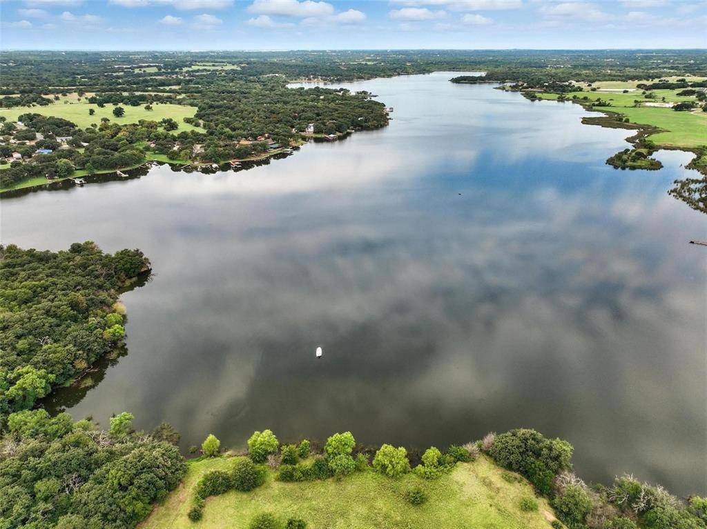 88 Live Oak Street, Alvarado, TX 76009