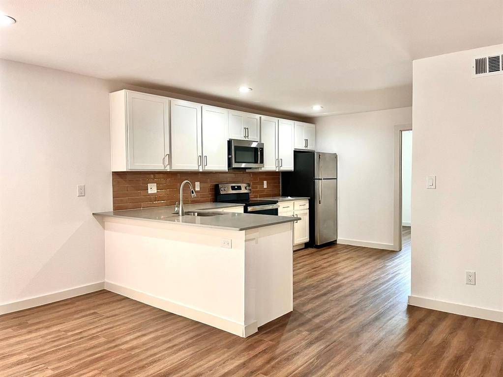 125 E 8th Street #206, Dallas, TX 75203