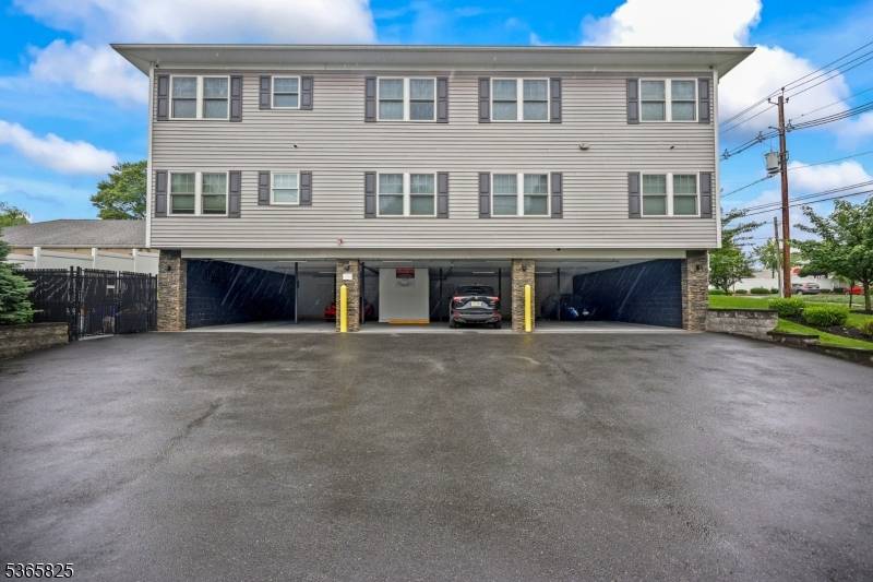 55 Watchung Ave, Belleville Twp., NJ 07109