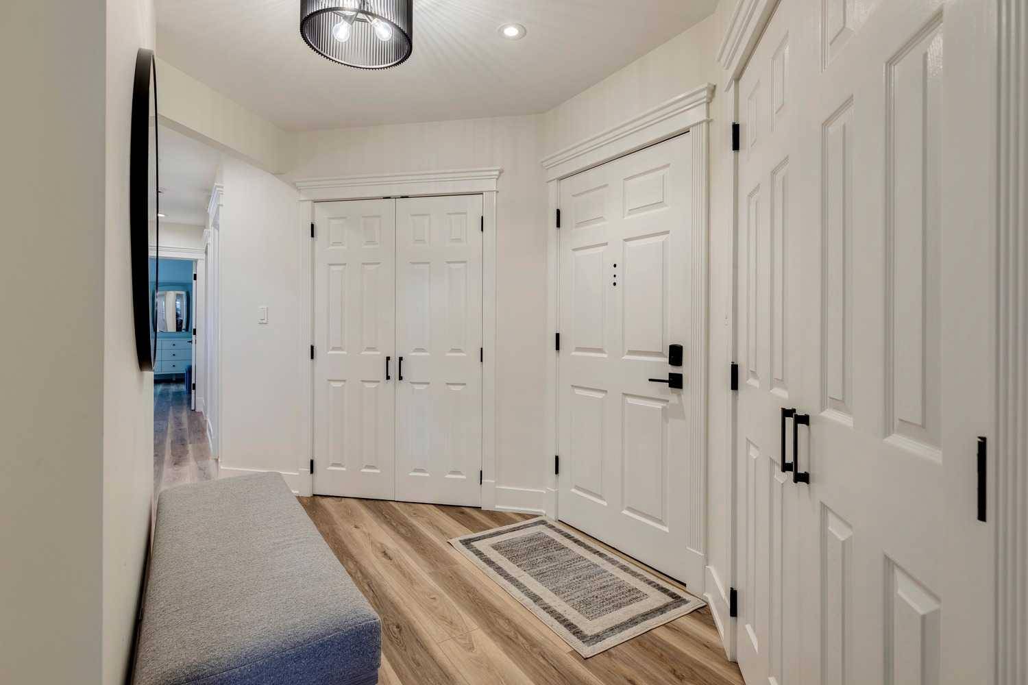 4907 8 ST SW #8, Calgary, AB T2S 2P1