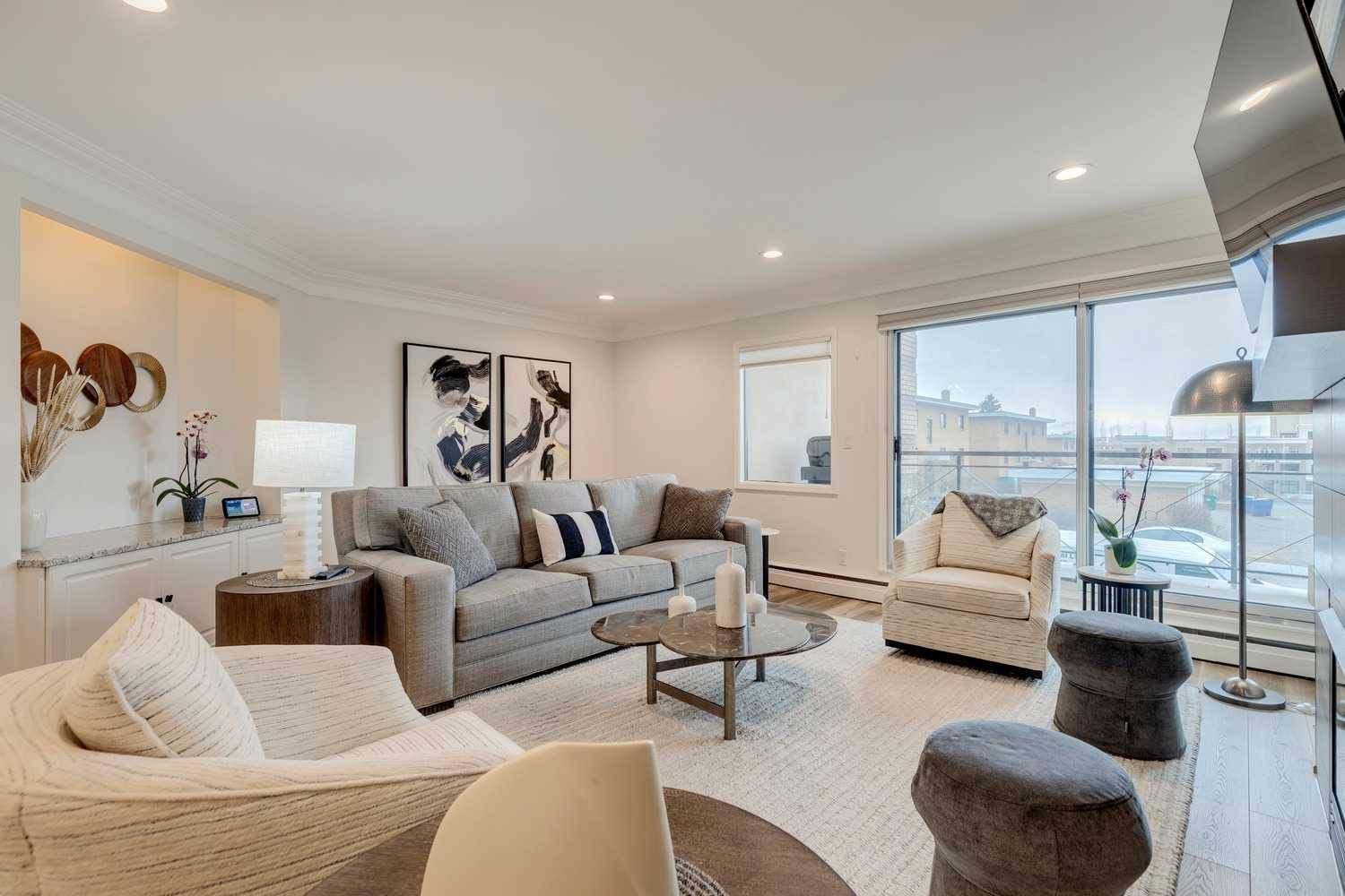 4907 8 ST SW #8, Calgary, AB T2S 2P1