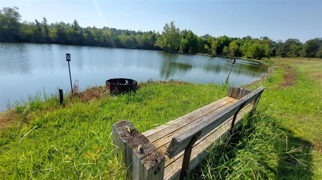 92ac County Rd 4171, Maud, TX 75567