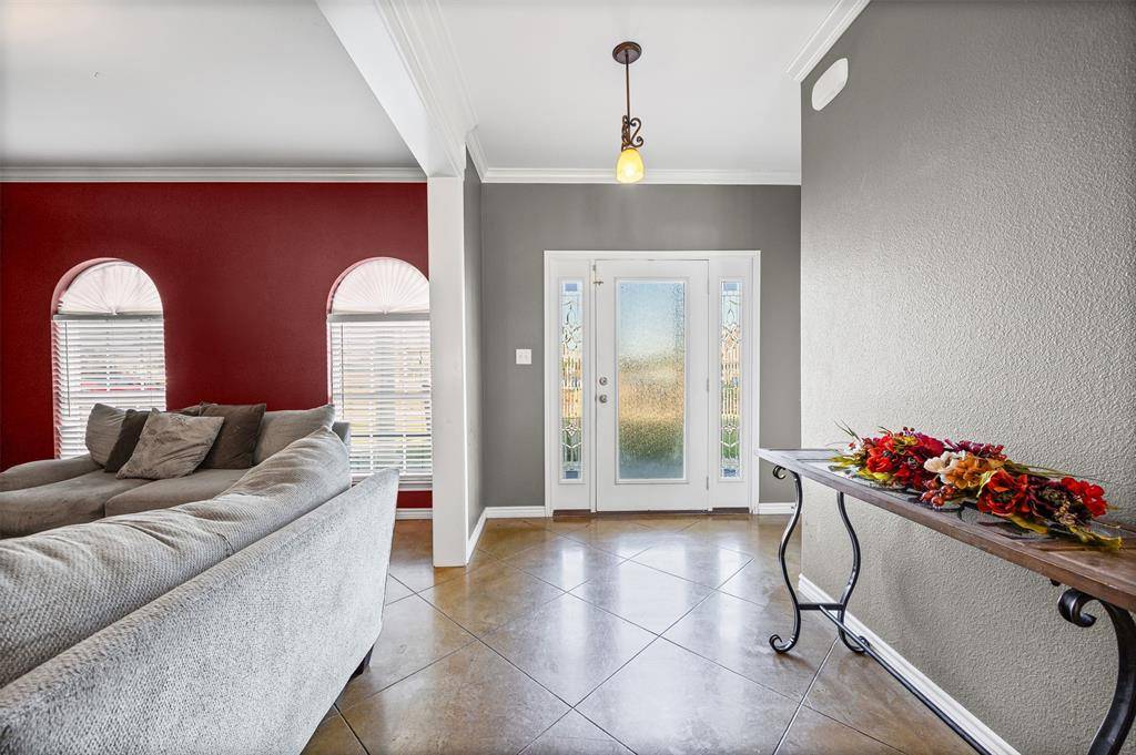 905 Royse Ridge Road, Ennis, TX 75119