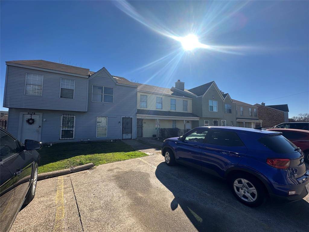 2174 Aspen Drive, Dallas, TX 75227