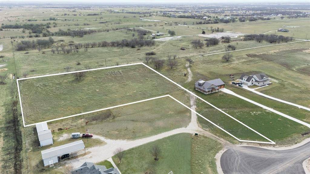 170 Quail Run Court, Decatur, TX 76234