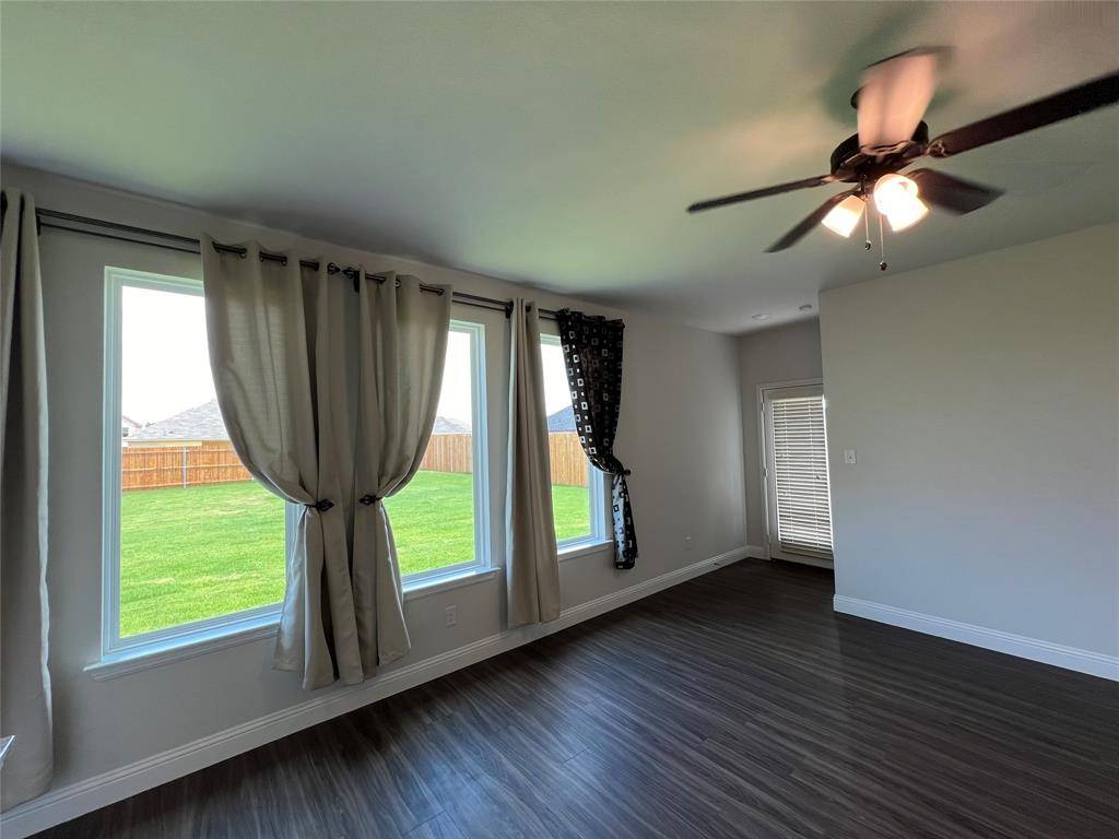 2701 Glasgow Way, Denton, TX 76207