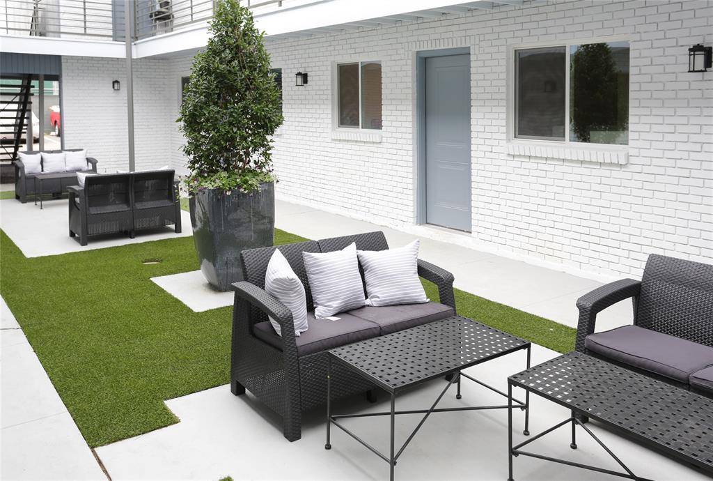 404 E 9th Street #4-208, Dallas, TX 75203