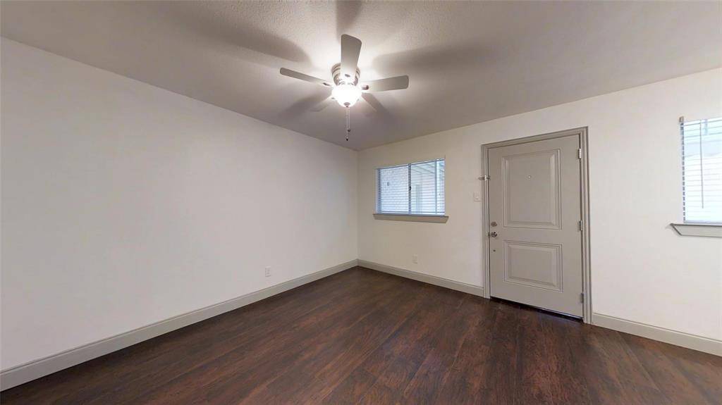 404 E 9th Street #4-208, Dallas, TX 75203