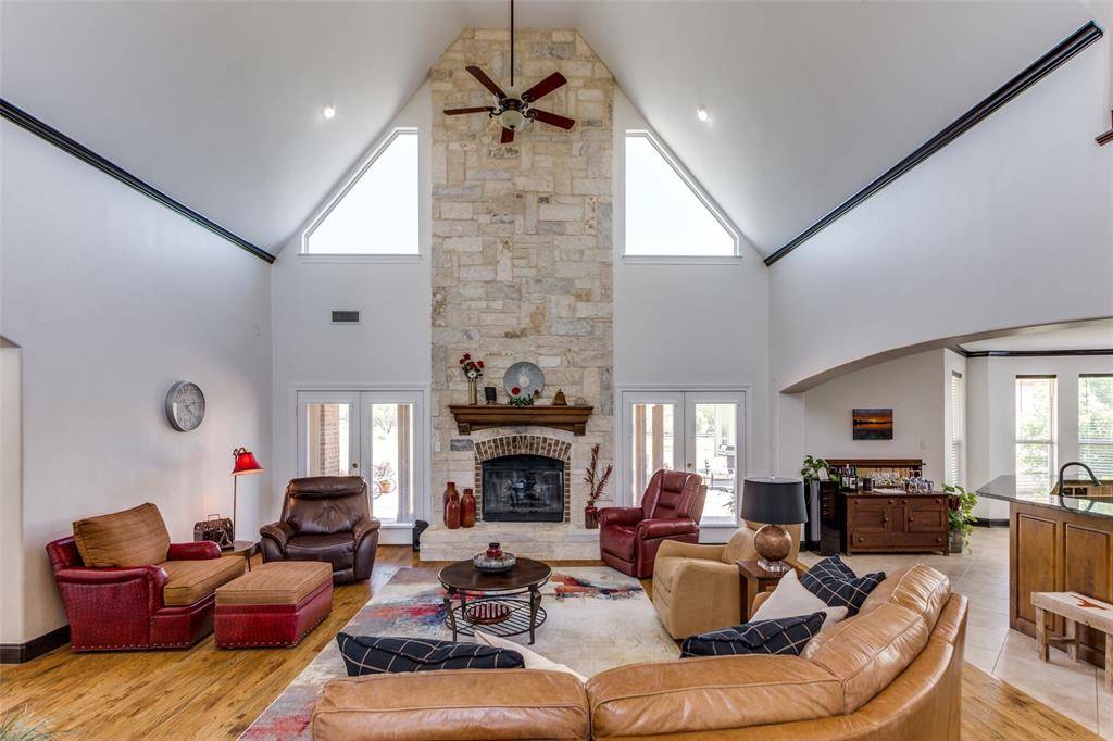 1101 S Clear Cove Court, Possum Kingdom Lake, TX 76449