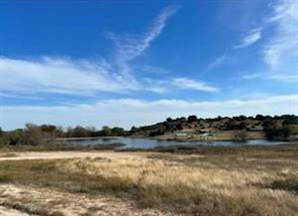 1033 Preston Valley Trail, Glen Rose, TX 76043